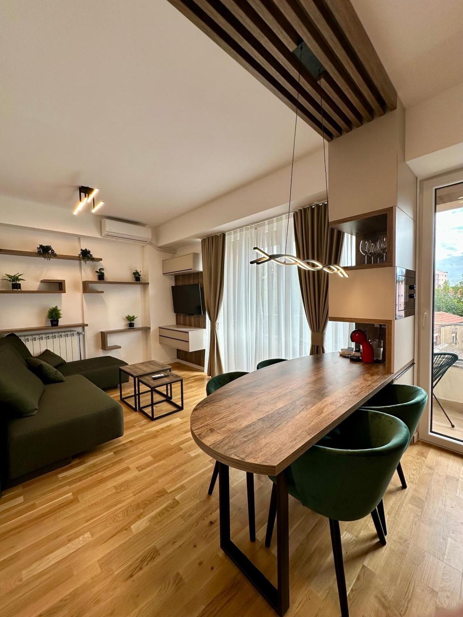 Downtown Riverside Apartments Skopje Eksteriør billede