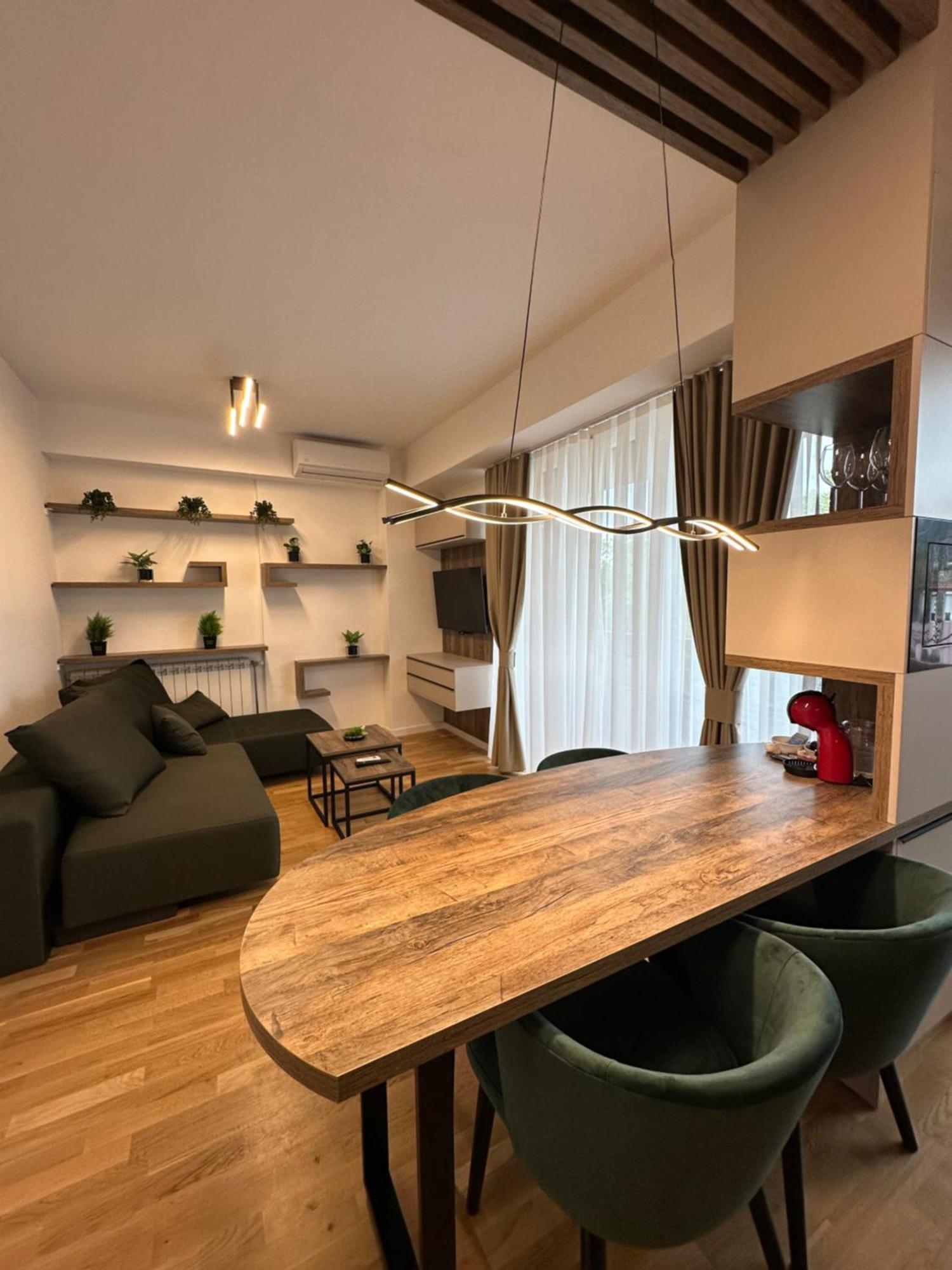 Downtown Riverside Apartments Skopje Eksteriør billede
