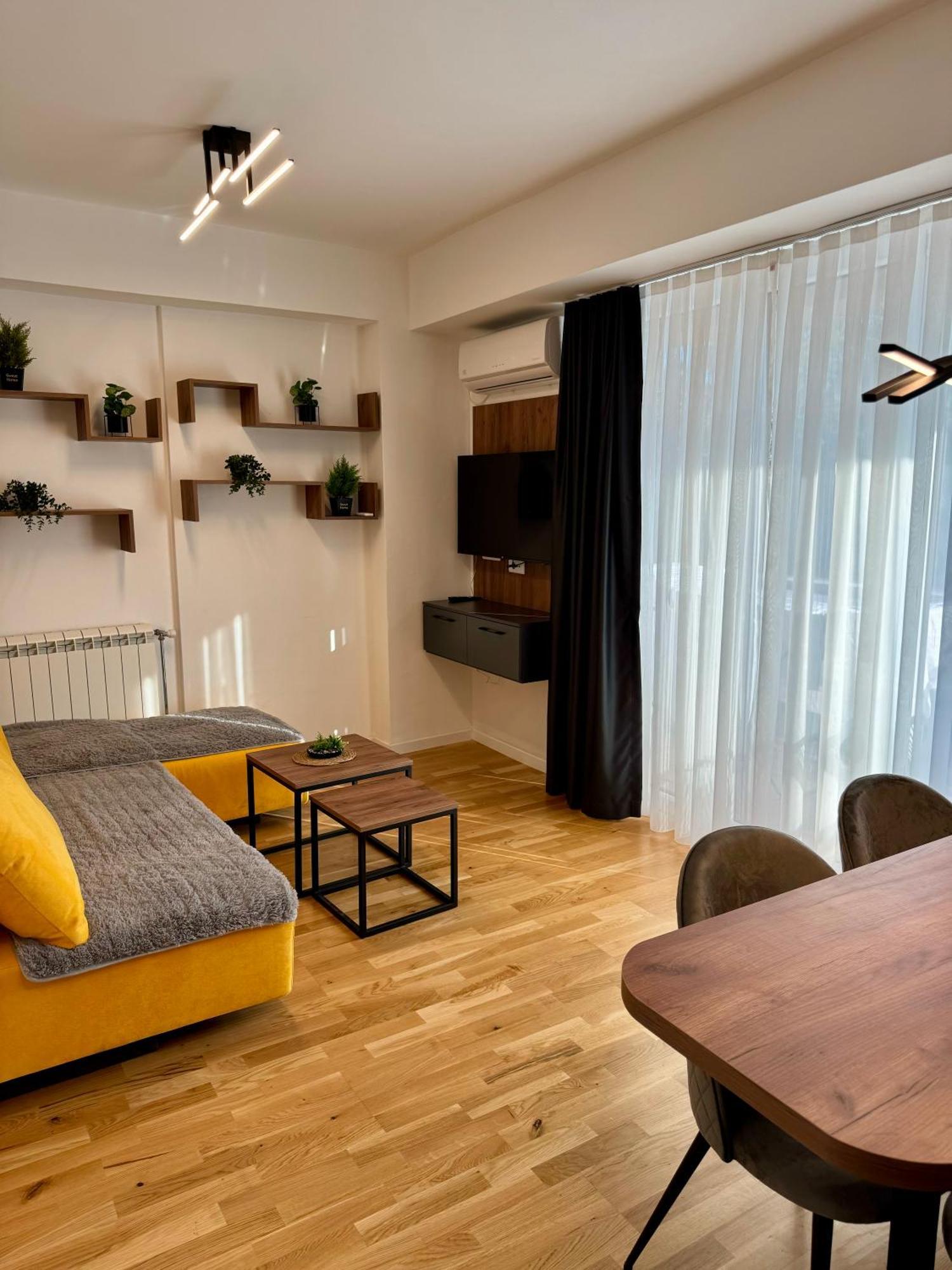 Downtown Riverside Apartments Skopje Eksteriør billede