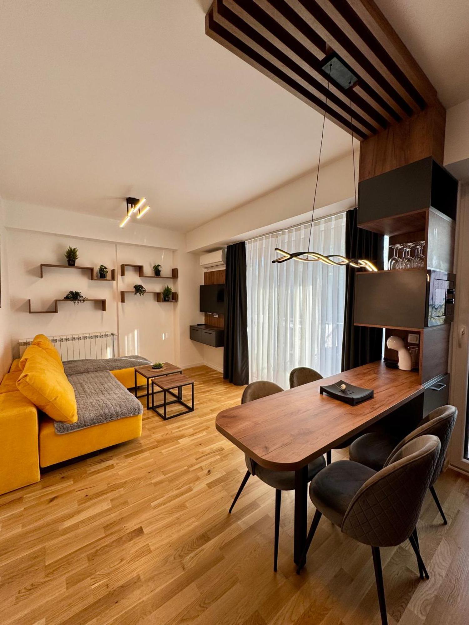 Downtown Riverside Apartments Skopje Eksteriør billede