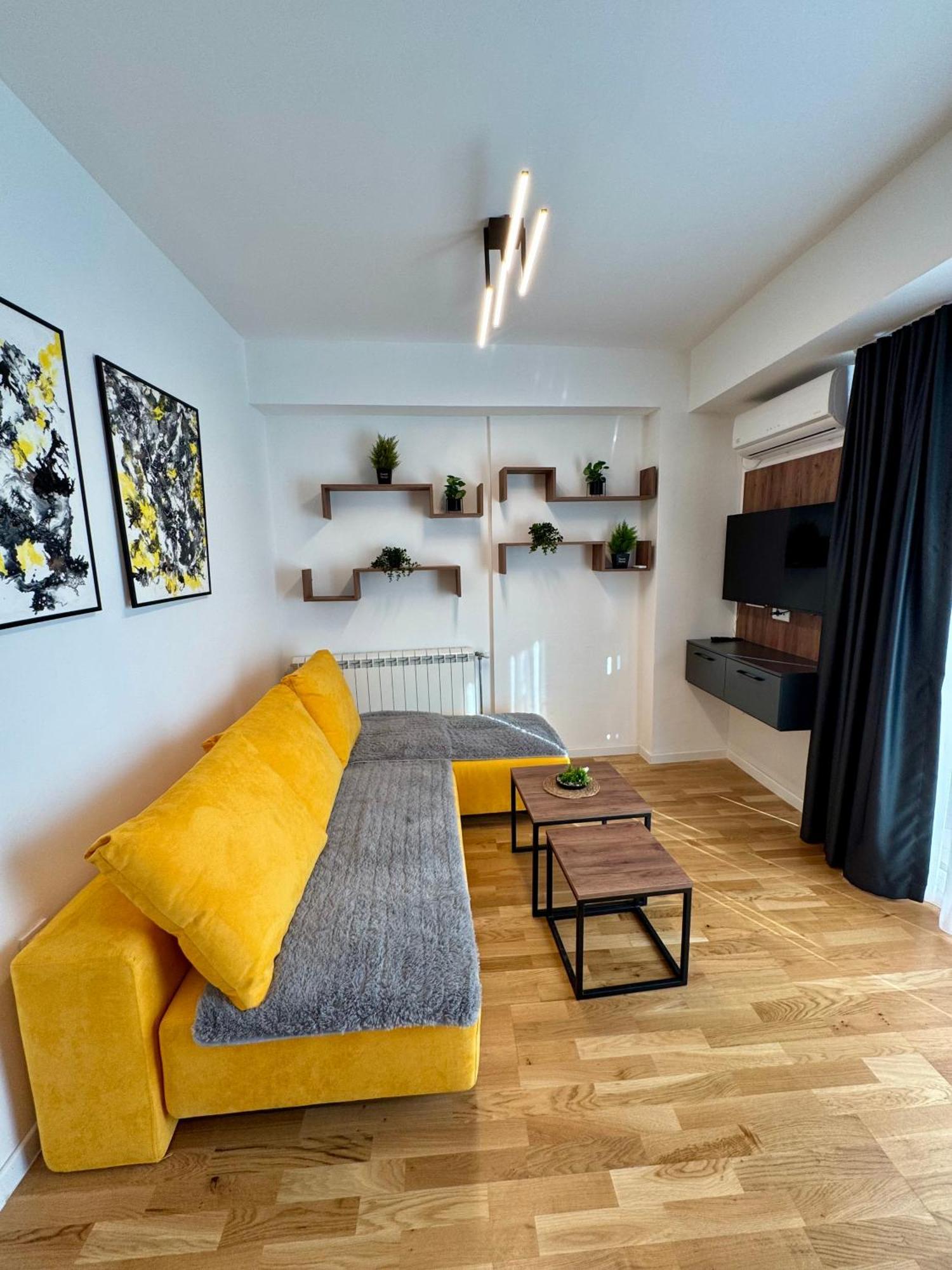 Downtown Riverside Apartments Skopje Eksteriør billede